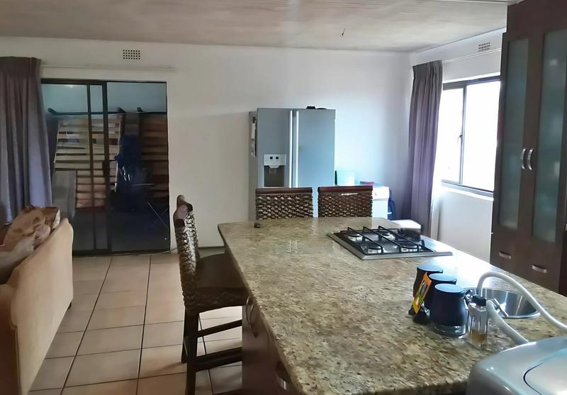 5 Bedroom Property for Sale in Fairview Western Cape
